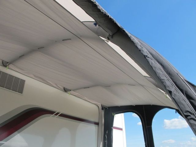 Dometic Club Deluxe Driveaway Roof Lining
