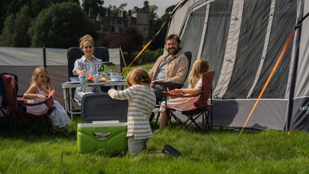 How to Choose the Best Cool Box for Camping