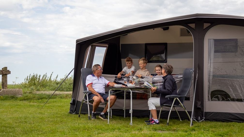 5 Recommended Caravan Awnings for 2026 Adeventures